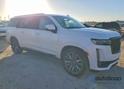 2021 Cadillac Escalade Esv Sport z USA, uszkodzony, nr VIN 1GYS3PKL2MR191769